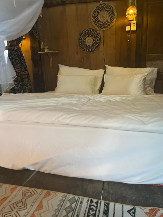 Du Gia Thu'S Homestay Lang Cac Exterior photo