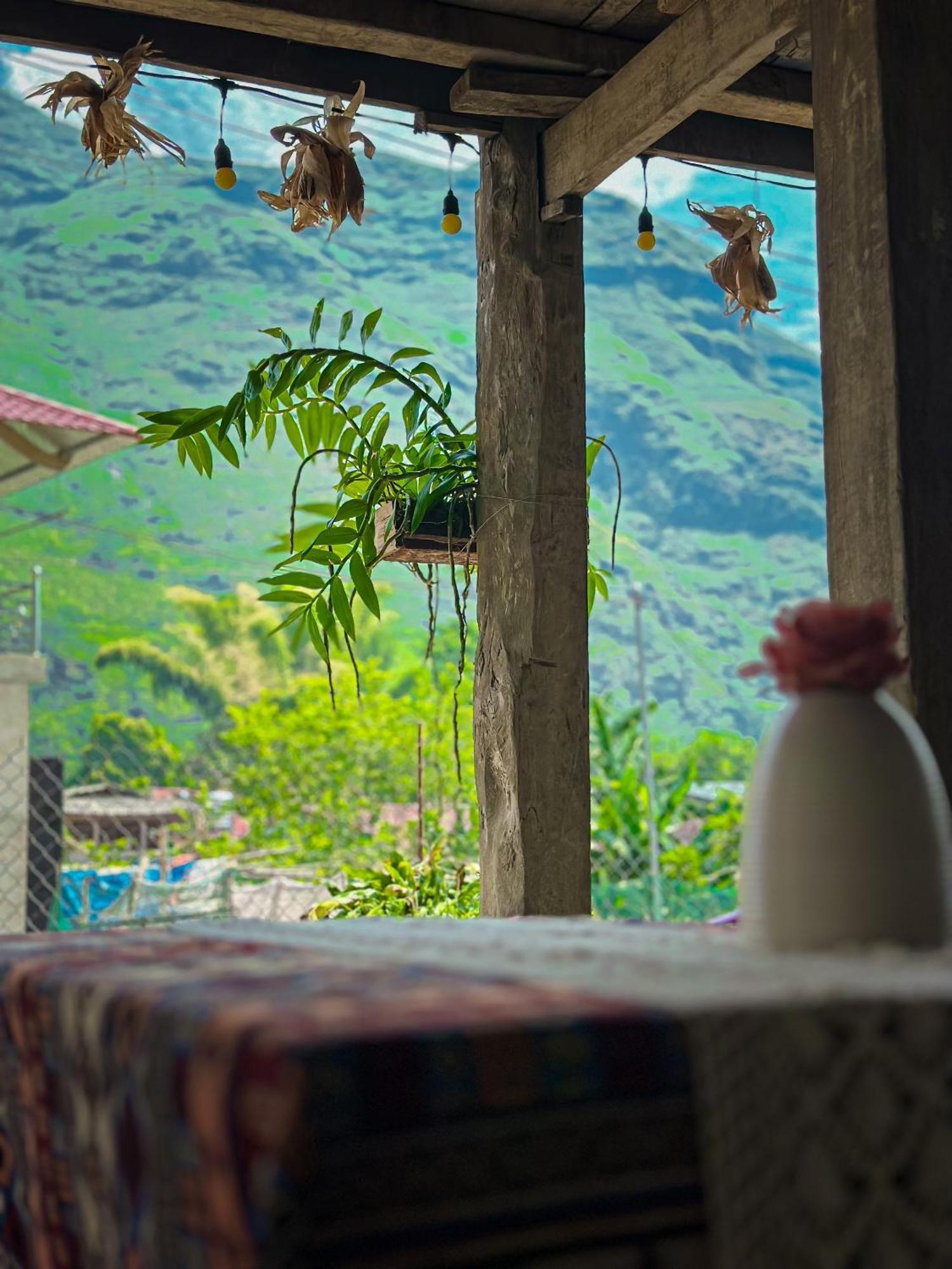 Du Gia Thu'S Homestay Lang Cac Exterior photo